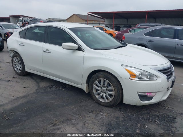 Nissan Altima 2.5 S 2014 1N4AL3AP6EN205427 главное изображение