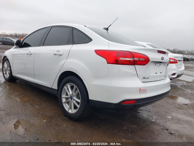 Ford FOCUS SE 2016 1FADP3F21GL208118 Image 3