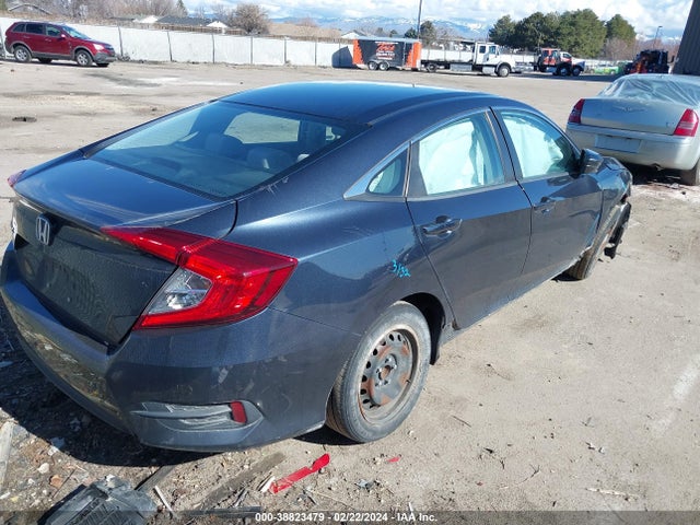 Honda Civic Lx 2018 2HGFC2F58JH579480 Image 4