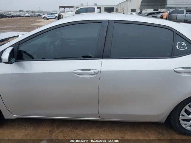 Toyota COROLLA LE 2018 5YFBURHE2JP809718 Image 15