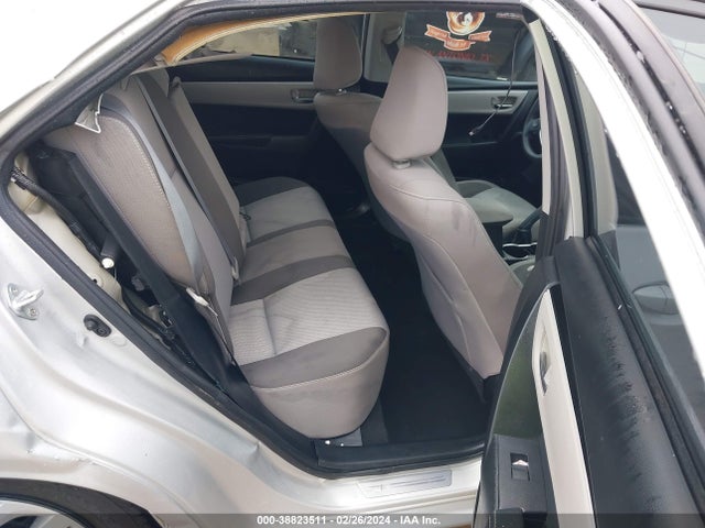 Toyota COROLLA LE 2018 5YFBURHE2JP809718 Image 8