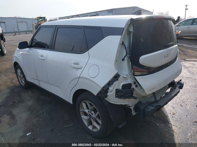 KIA SOUL LX 2023 KNDJ23AU3P7865404 Image 3
