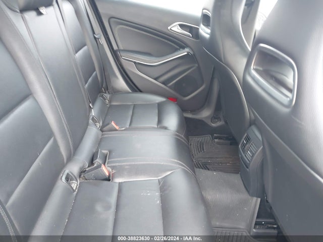 WDDSJ4GB9EN090768 Mercedes-Benz CLA 250 4MATIC