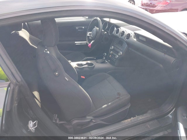 Ford Mustang V6 2015 1FA6P8AM2F5320525 Image 5