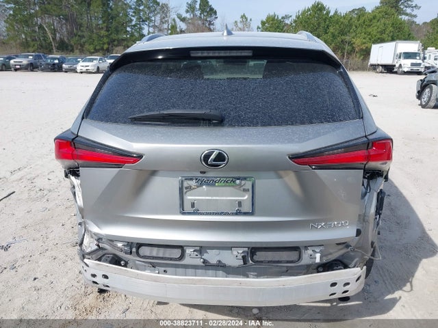 Lexus NX 300 2019 JTJYARBZ0K2144619 Image 16