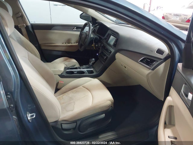 Hyundai SONATA SE 2017 5NPE24AF4HH437895 Image 5