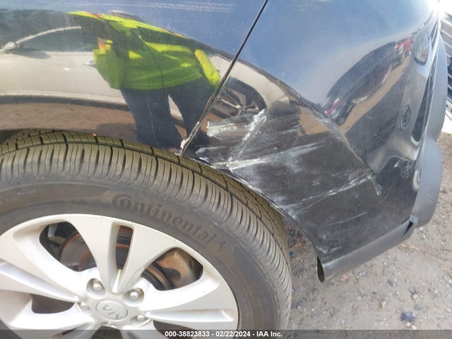 KIA SOUL + 2015 KNDJP3A52F7798447 Image 12