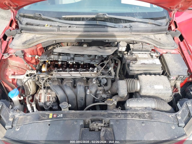 Hyundai ELANTRA SEL 2018 5NPD84LF2JH239460 Image 10
