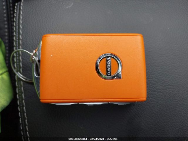 YV4L12UW1P2092140 Volvo Xc40 B5 Plus Dark Theme