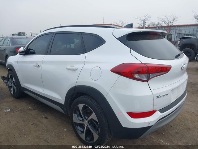 Hyundai Tucson Value 2018 KM8J3CA23JU723635 Image 3
