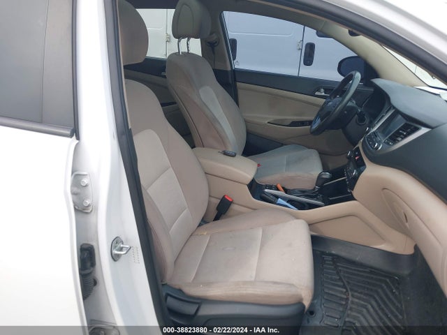 Hyundai Tucson Value 2018 KM8J3CA23JU723635 Image 5