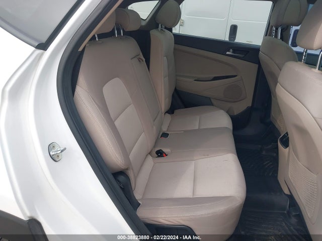 Hyundai Tucson Value 2018 KM8J3CA23JU723635 Image 8