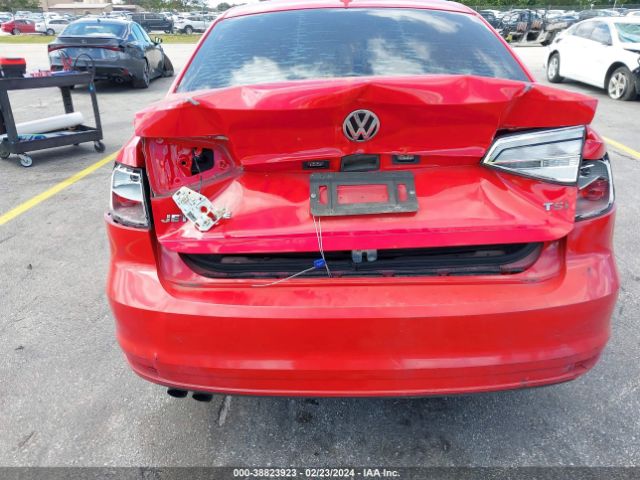 3VWD17AJ0FM259816 Volkswagen Jetta 1.8t Se