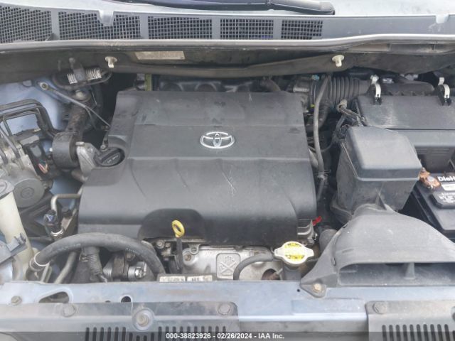 5TDDK3DC9ES080596 Toyota Sienna Xle 7 Passenger