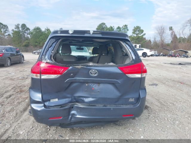 5TDDK3DC9ES080596 Toyota Sienna Xle 7 Passenger