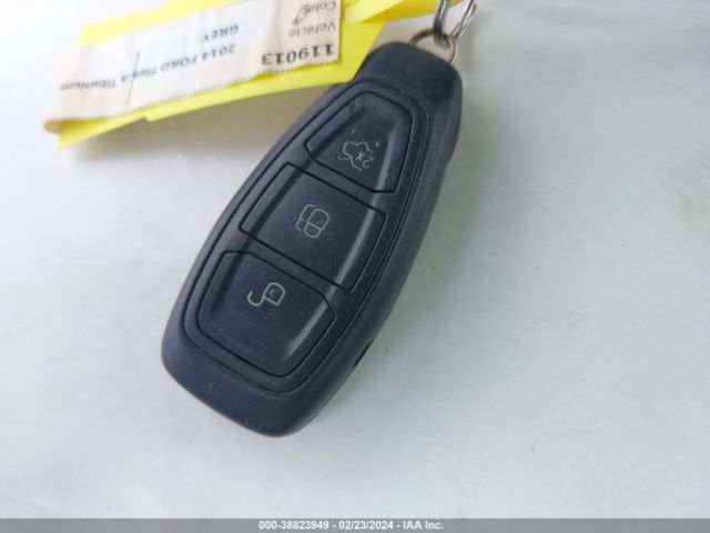 3FADP4FJXEM114229 Ford Fiesta Titanium