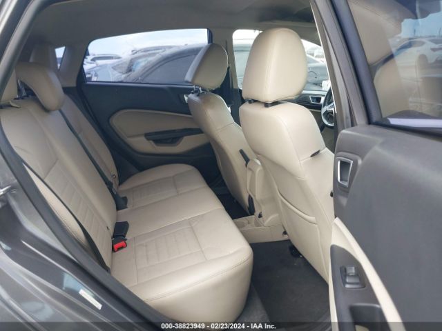 3FADP4FJXEM114229 Ford Fiesta Titanium