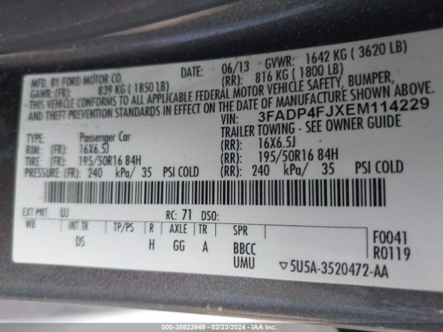 3FADP4FJXEM114229 Ford Fiesta Titanium