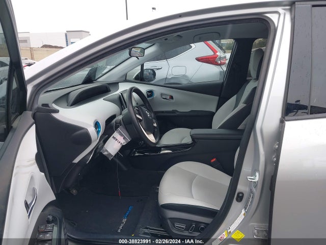 38823991 :رقم المزاد ، JTDKARFP6H3034145 vin ، 2017 Toyota Prius Prime Premium مزاد بيع
