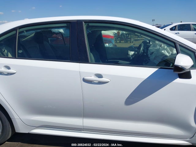 Toyota COROLLA LE 2021 JTDEPMAE3MJ161218 Image 13