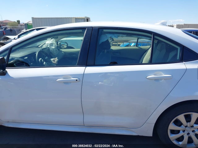 Toyota COROLLA LE 2021 JTDEPMAE3MJ161218 Image 14