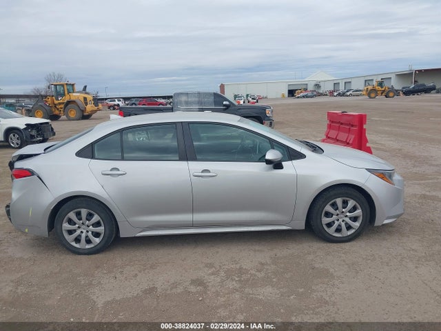 Toyota COROLLA LE 2020 5YFEPRAE5LP028872 Image 13
