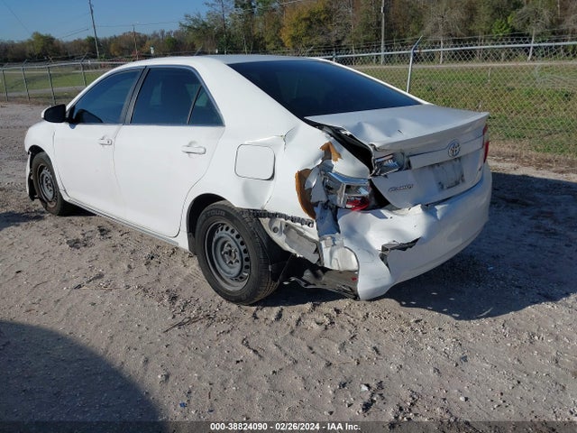 Toyota CAMRY LE 2014 4T4BF1FK7ER389162 Image 3