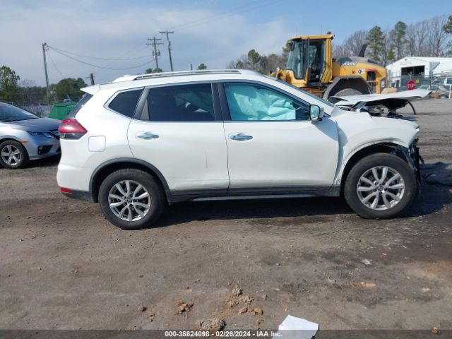 KNMAT2MV7JP567828 Nissan ROGUE SV
