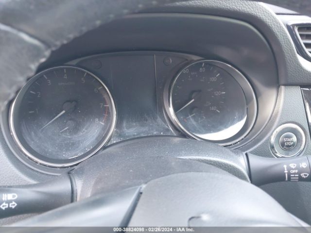 KNMAT2MV7JP567828 Nissan ROGUE SV