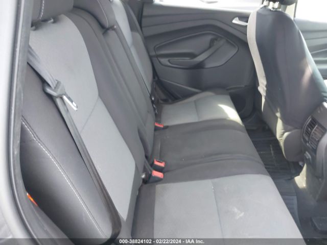 1FMCU0GD6HUA52517 Ford ESCAPE SE