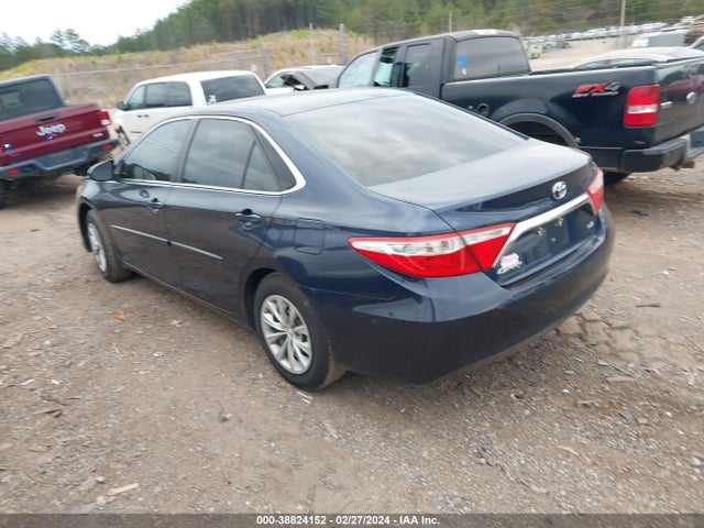 Toyota CAMRY LE 2015 4T1BF1FKXFU921435 Image 3