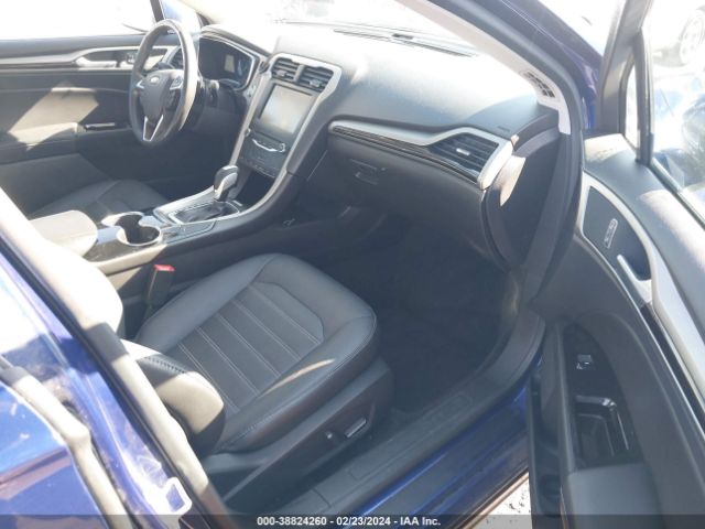 3FA6P0T94FR187080 Ford FUSION SE