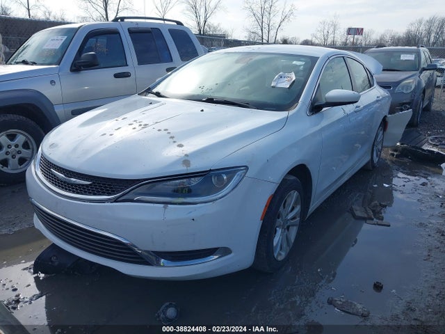 Chrysler 200 Limited Platinum 2016 1C3CCCAB4GN188111 Image 2