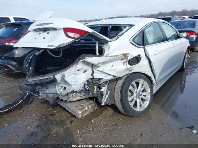 Chrysler 200 Limited Platinum 2016 1C3CCCAB4GN188111 Image 4