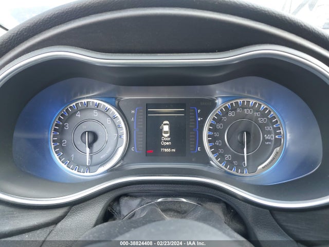 Chrysler 200 Limited Platinum 2016 1C3CCCAB4GN188111 Image 7