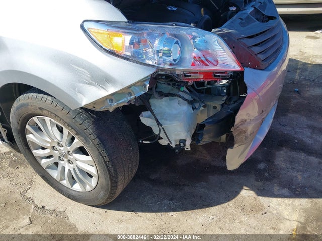 Toyota Sienna Xle 8 Passenger 2017 5TDYZ3DC7HS768050 Image 6