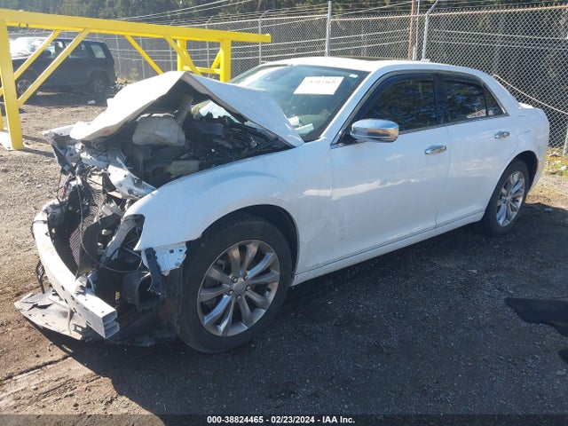 2C3CCAKG4JH296680 Chrysler 300 Limited Awd