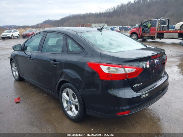 Ford FOCUS SE 2014 1FADP3F24EL148283 Image 3