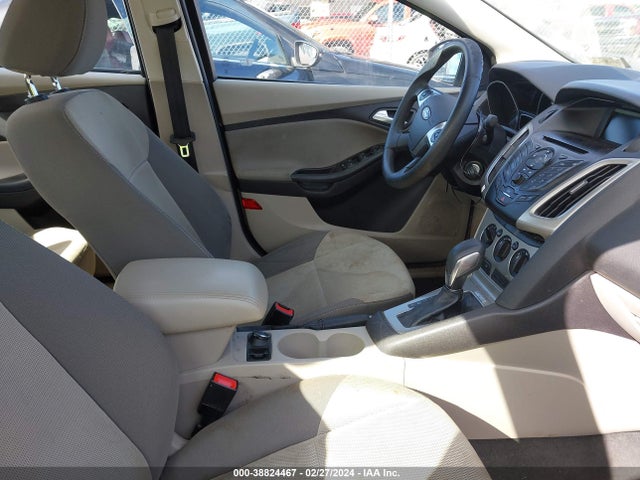 Ford FOCUS SE 2014 1FADP3F24EL148283 Image 5