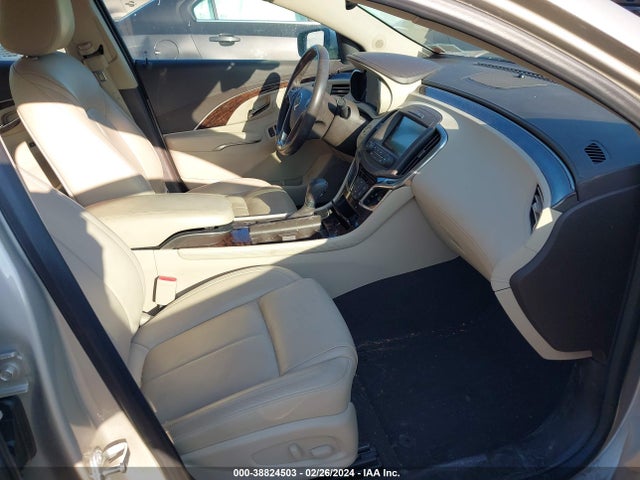 Buick Lacrosse Leather 2016 1G4GB5G33GF205997 Image 5