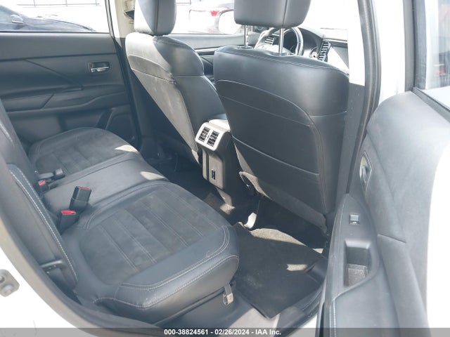 Mitsubishi Outlander Se 2.4 2020 JA4AD3A38LZ007923 Image 8