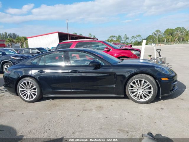 WP0AB2A71HL122706 Porsche Panamera 4s