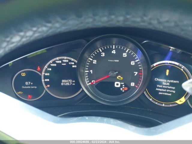 WP0AB2A71HL122706 Porsche Panamera 4s