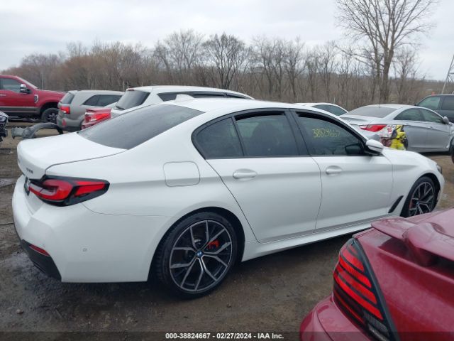 WBA13BJ0XNCL06454 BMW 530i Xdrive