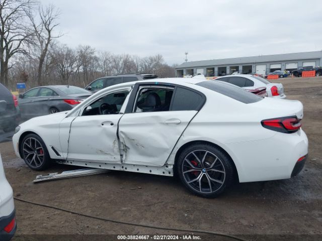 WBA13BJ0XNCL06454 BMW 530i Xdrive