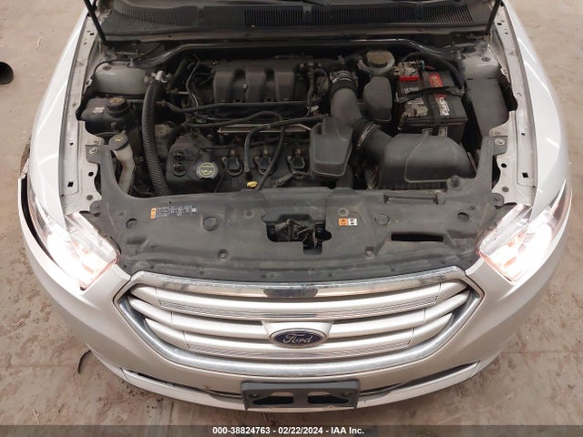 1FAHP2J8XHG124445 Ford Taurus Limited