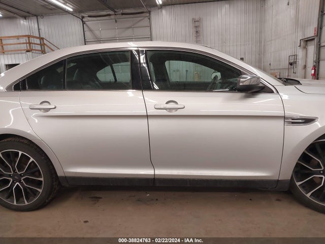 1FAHP2J8XHG124445 Ford Taurus Limited