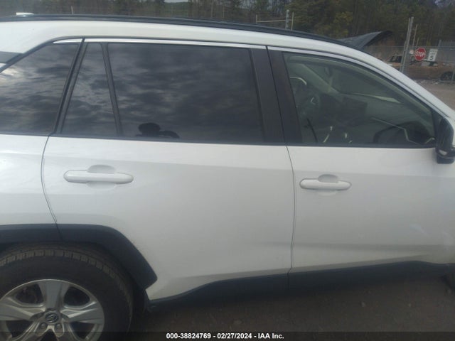 Toyota Rav4 Xle 2019 JTMP1RFV2KD503219 Image 13