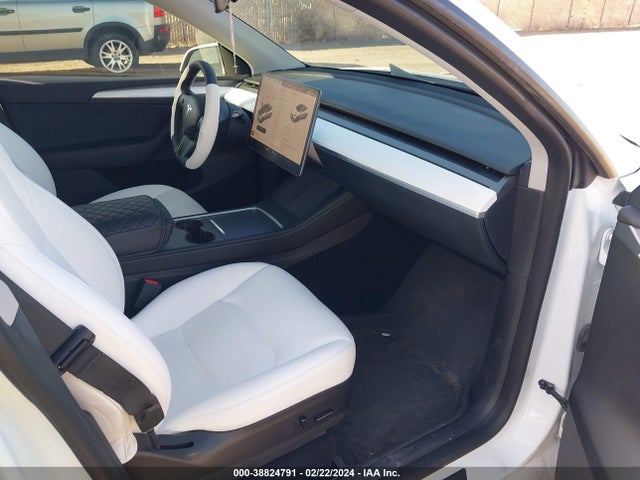 7SAYGAEE4PF640364 Tesla Model Y Awd/long Range Dual Motor All-wheel Drive