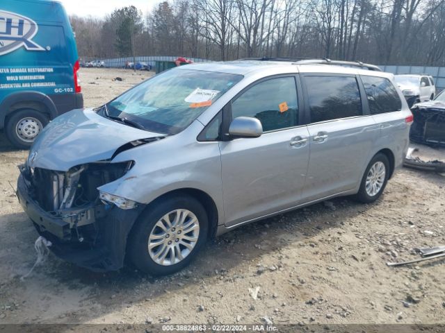 5TDYK3DC8ES514489 Toyota Sienna Xle V6 8 Passenger